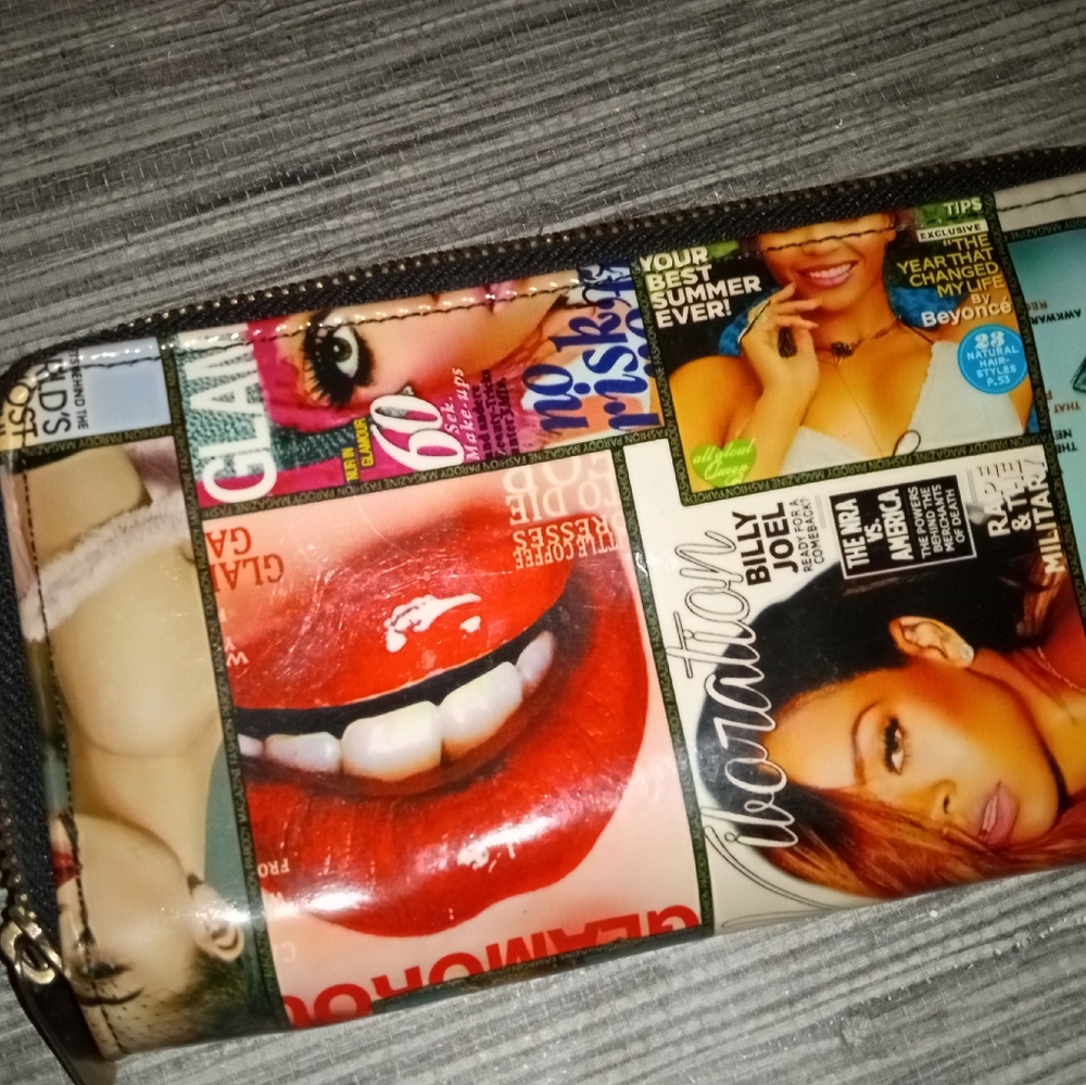 Wallet - Picture 2 of 3
